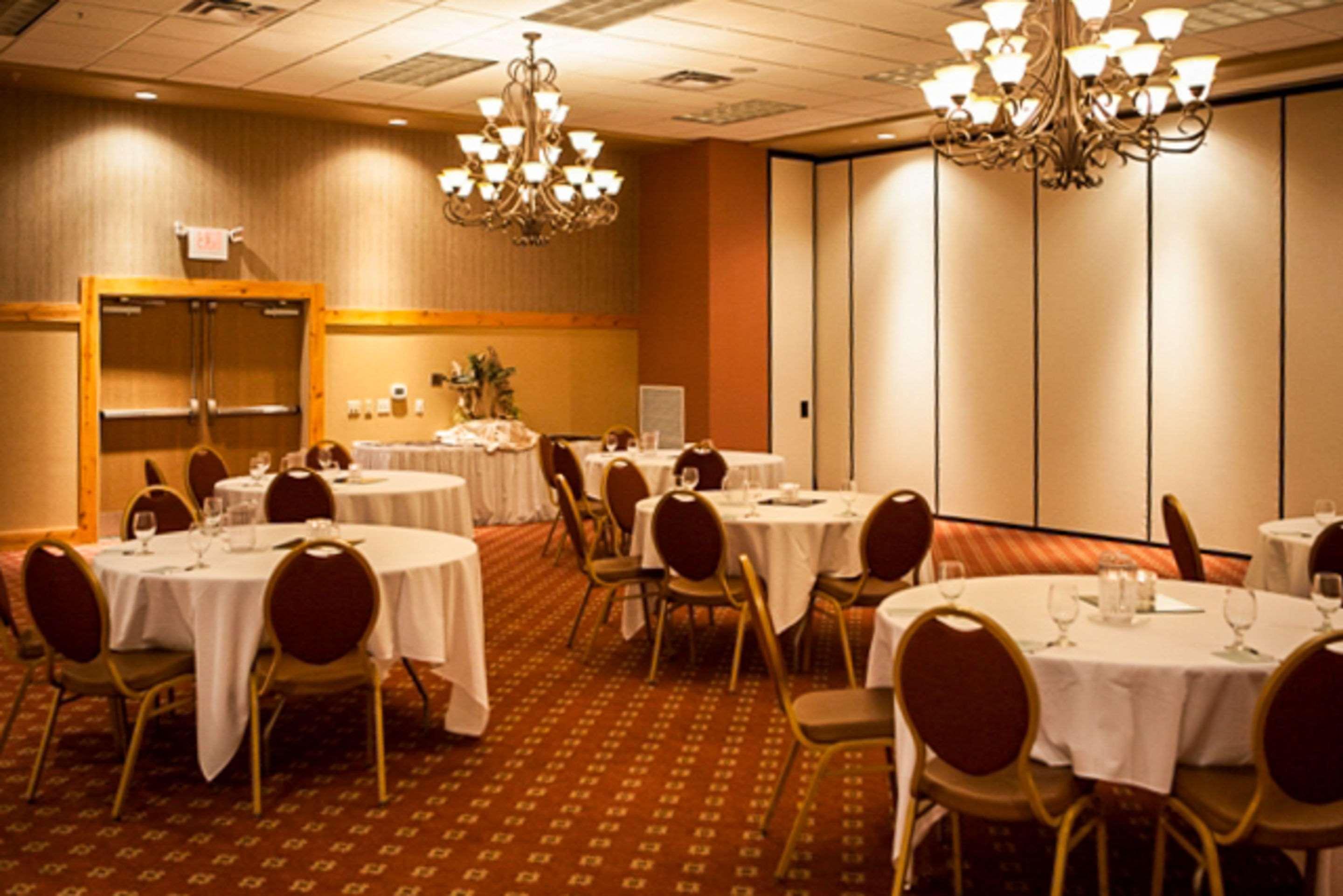 Sleep Inn & Suites Conference Center Eau Claire North Union Ngoại thất bức ảnh