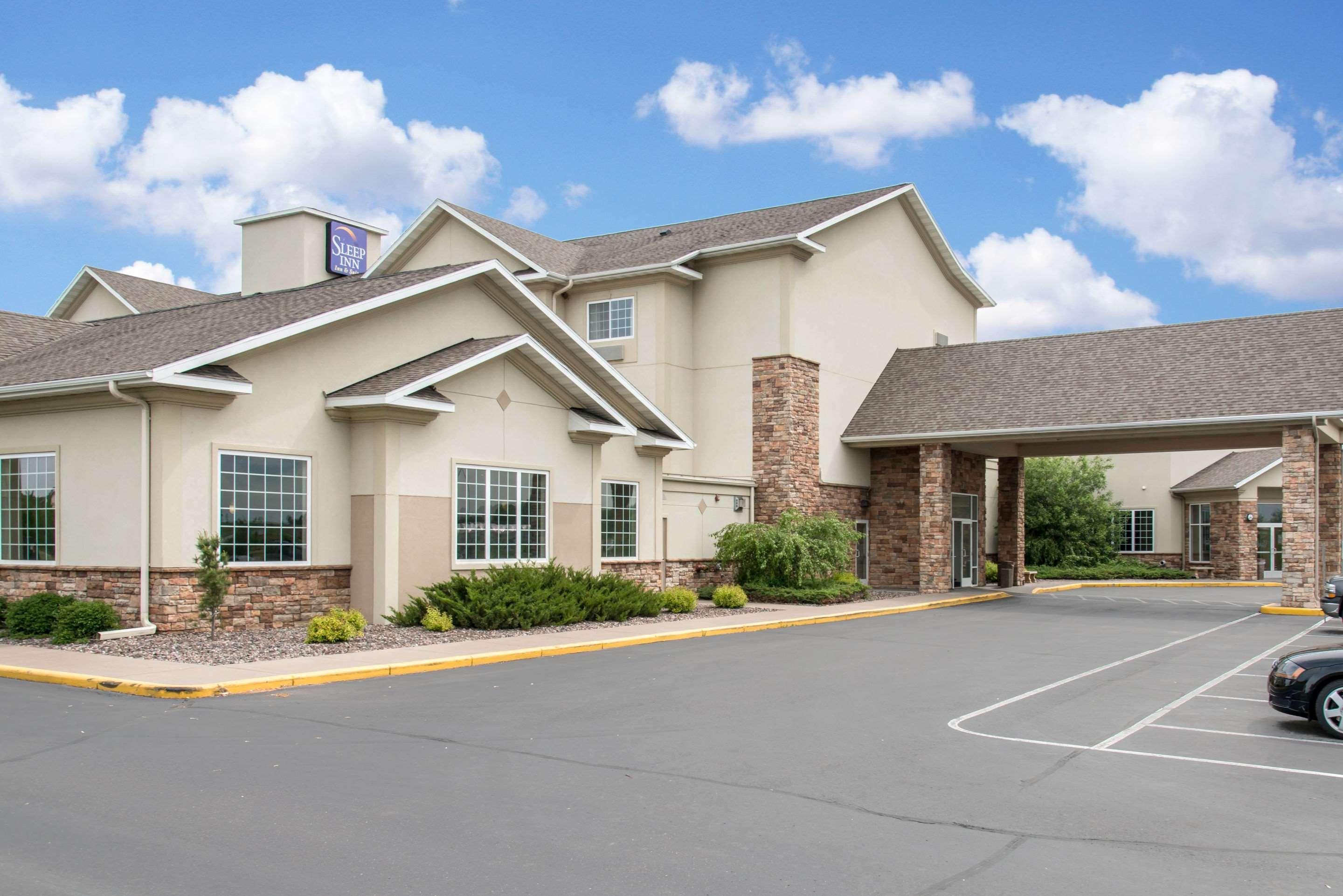 Sleep Inn & Suites Conference Center Eau Claire North Union Ngoại thất bức ảnh