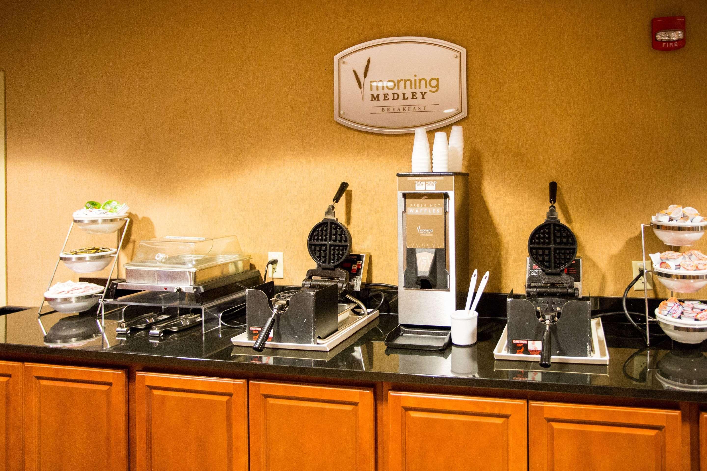 Sleep Inn & Suites Conference Center Eau Claire North Union Ngoại thất bức ảnh