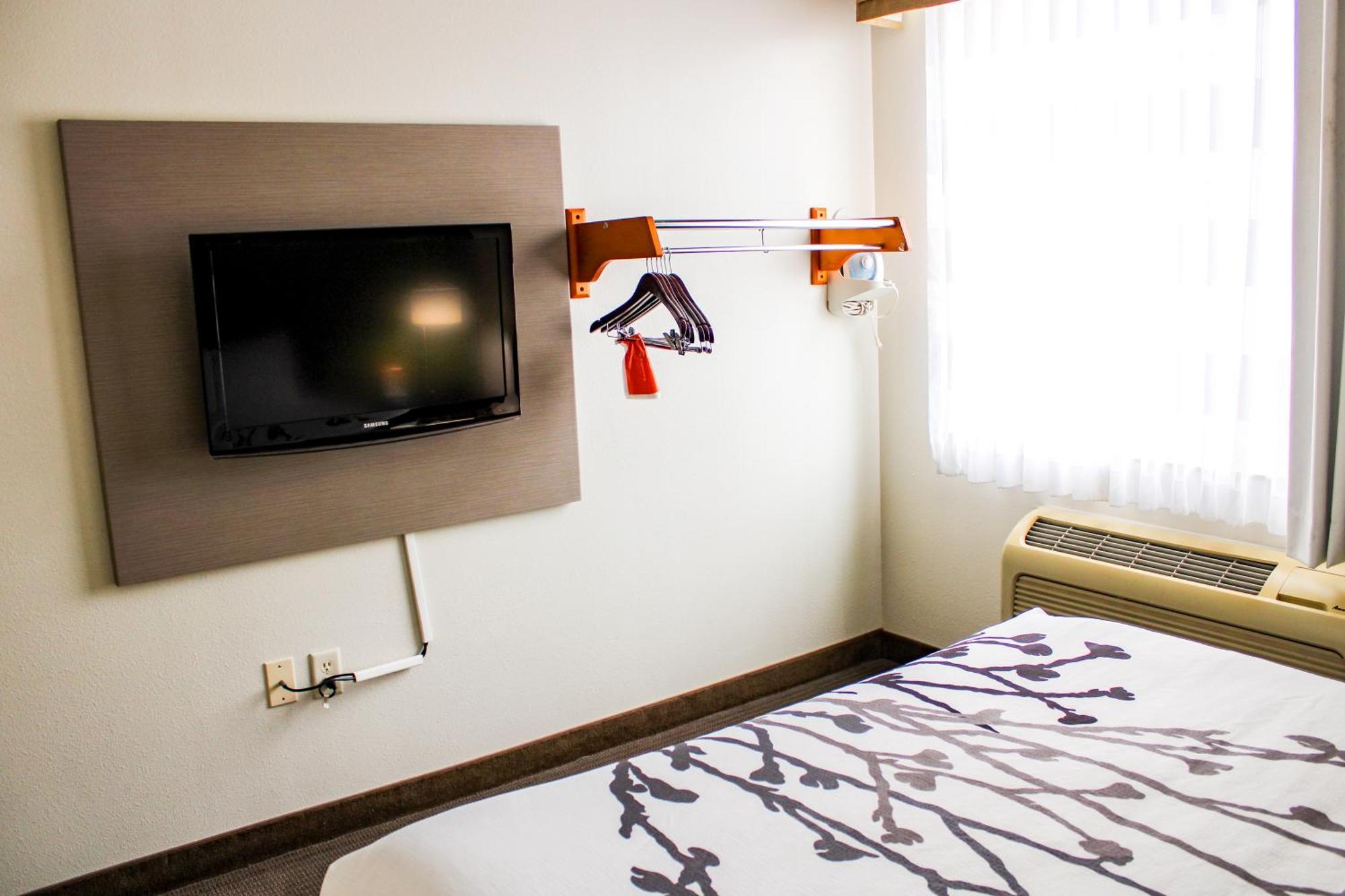 Sleep Inn & Suites Conference Center Eau Claire North Union Ngoại thất bức ảnh