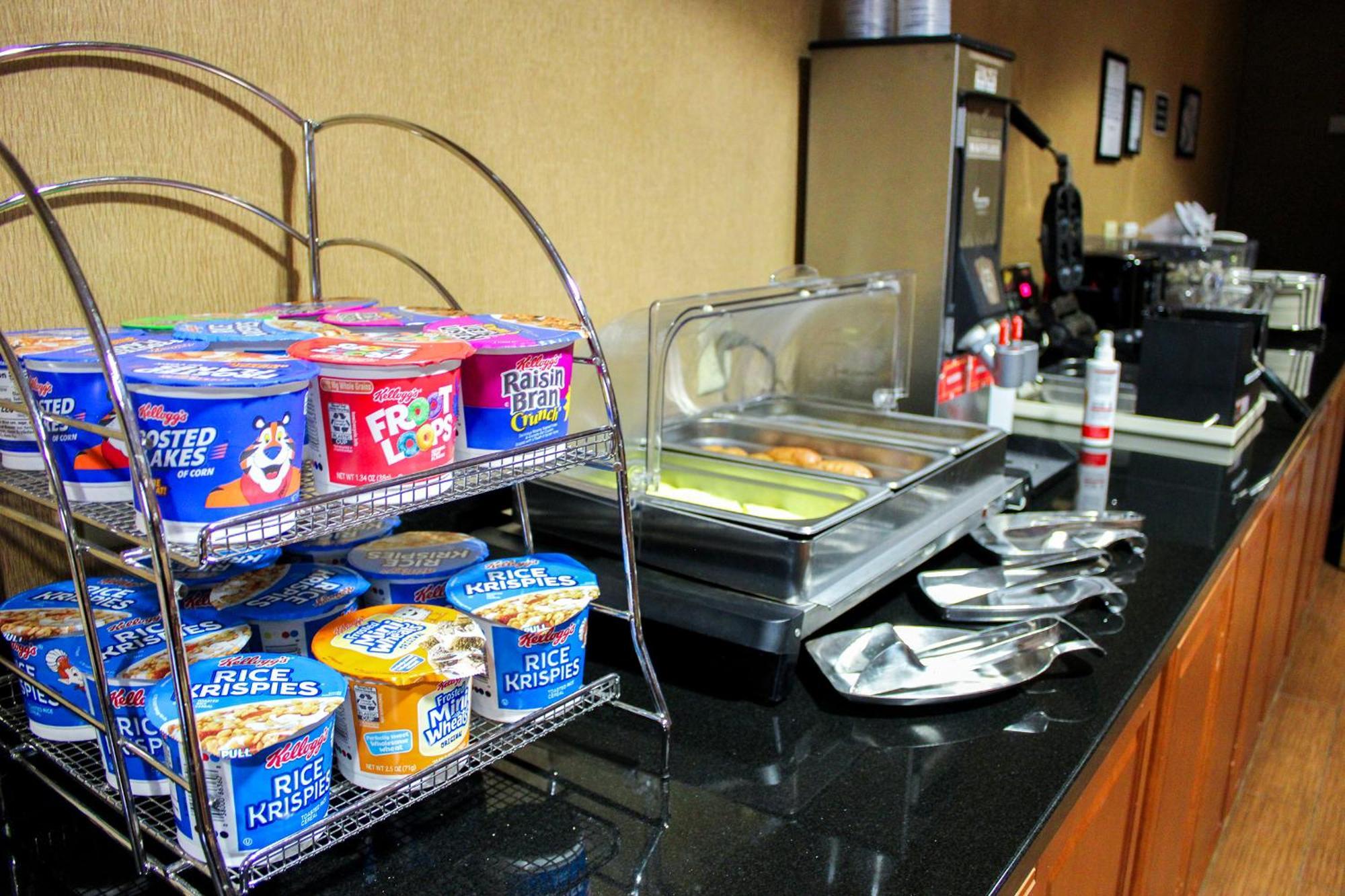 Sleep Inn & Suites Conference Center Eau Claire North Union Ngoại thất bức ảnh